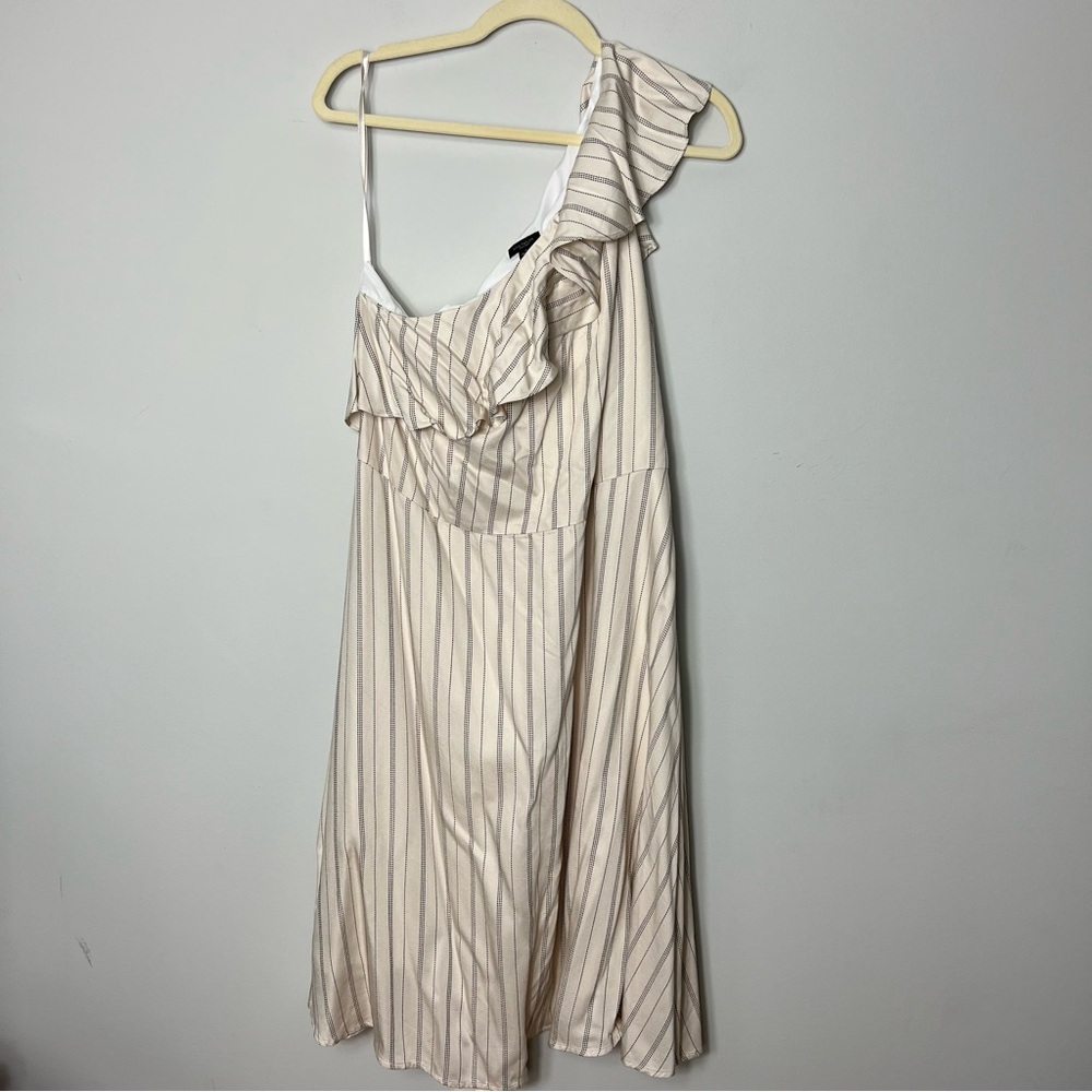 Ann Taylor One Shoulder Dress in Cream and Tan